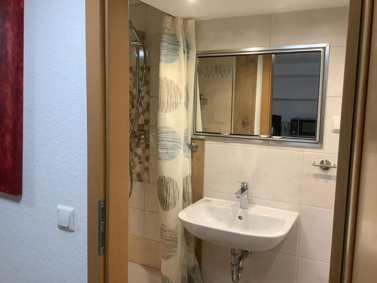Apartment Doppelzimmer Mit Neuem Bad Im Souterrain Der Naturpark
